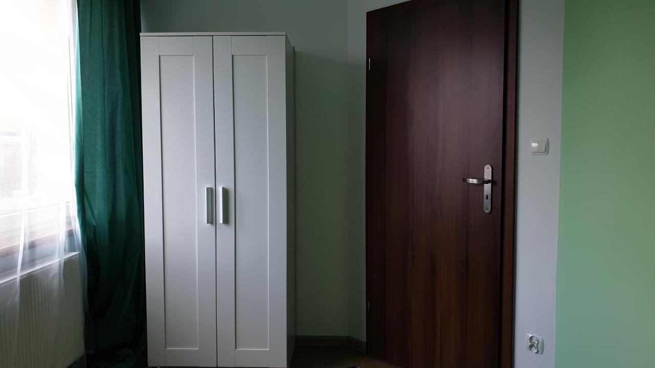 Tanie Spanie Międzylesie Exteriör bild